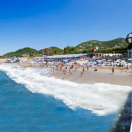 Otel Club Doganay Konaklı