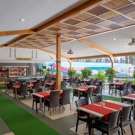 多加来海滩俱乐部酒店 - 全包 Konaklı